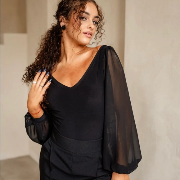 Bodysuit with chiffon sleeves - Picture 3 of 3